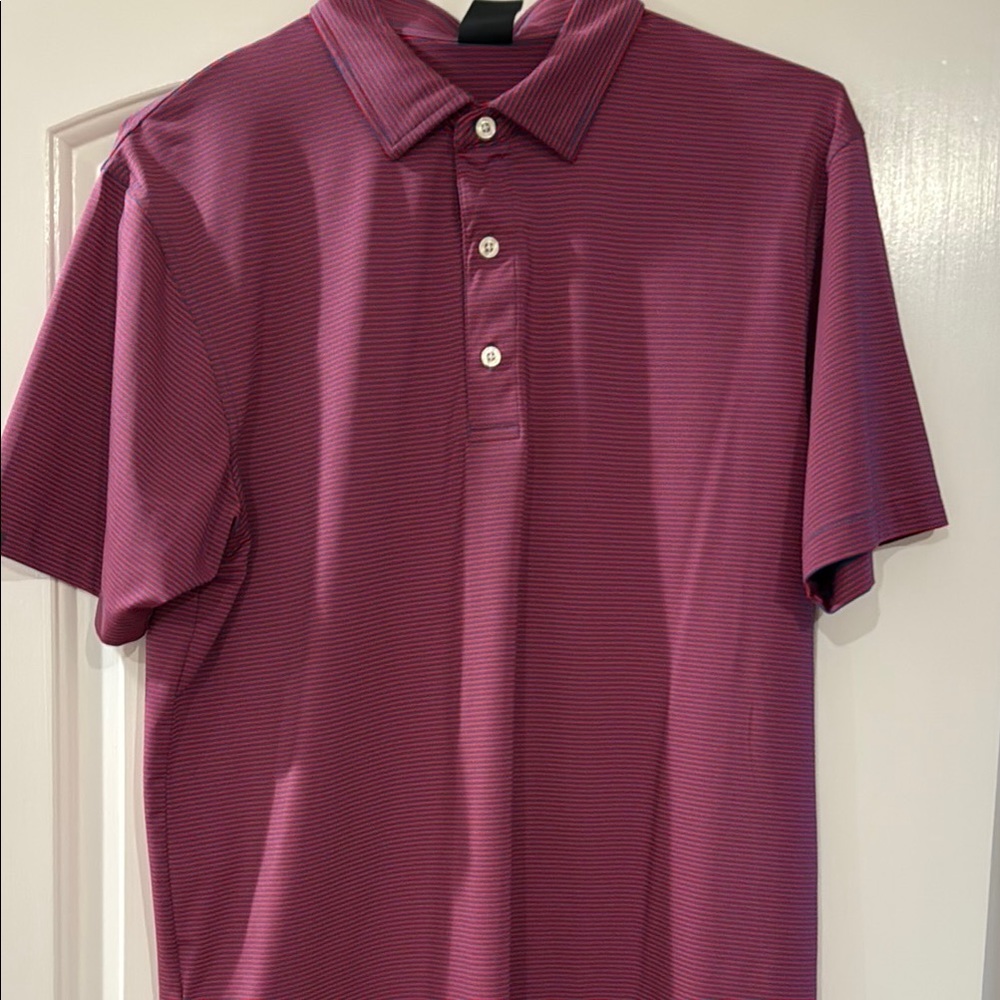 Red Polo Shirt with Classic Collar and Short SleevesRunning Golf shirt